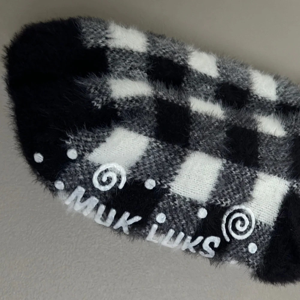 Muk Luks® Original Cabin Socks 2 Pair Pack Style SZ S-M shoe size 5-7 woman’s